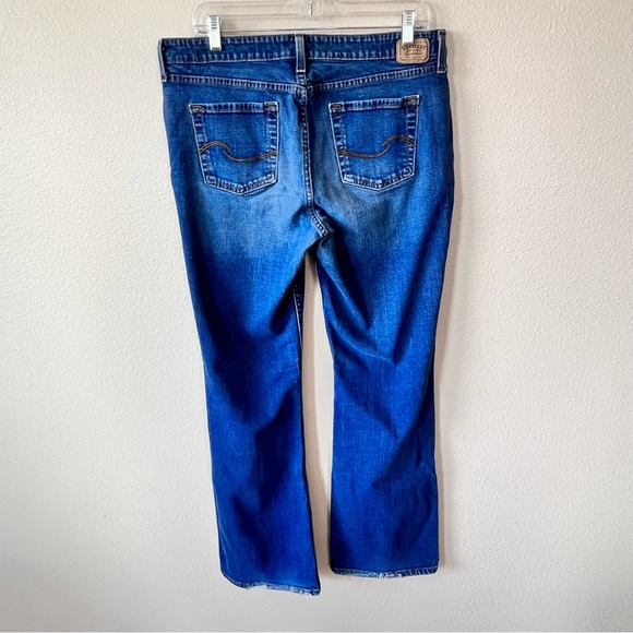 Levi Strauss Boot Cut Jeans Size 14 - Picture 3 of 7